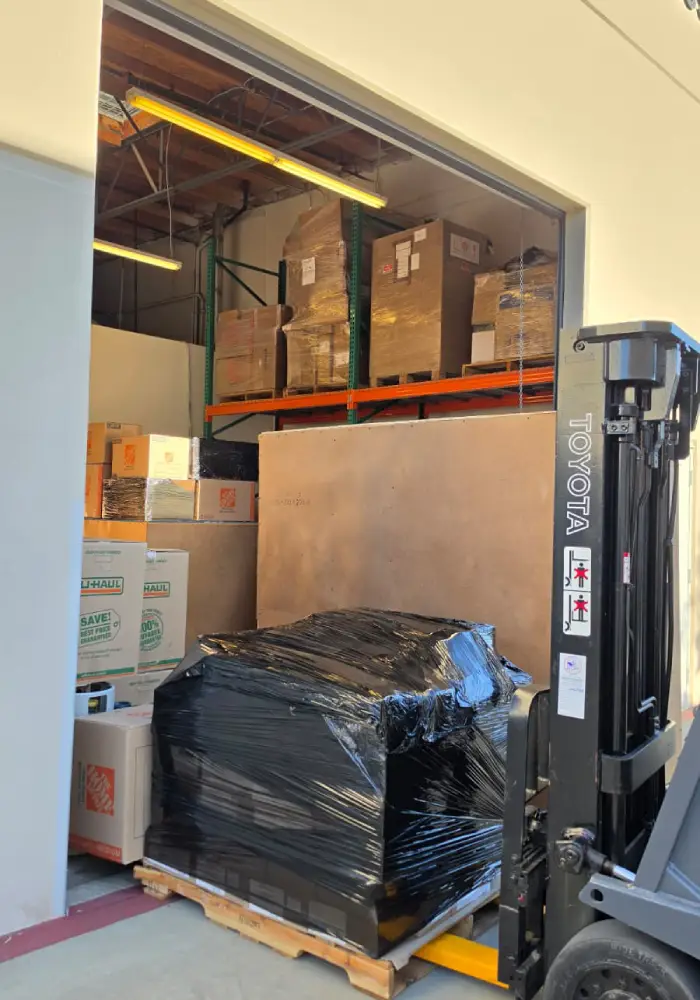 Foto Warehouse in LA, California 4